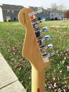 8_fender_hwy1_stratocaster.jpg
